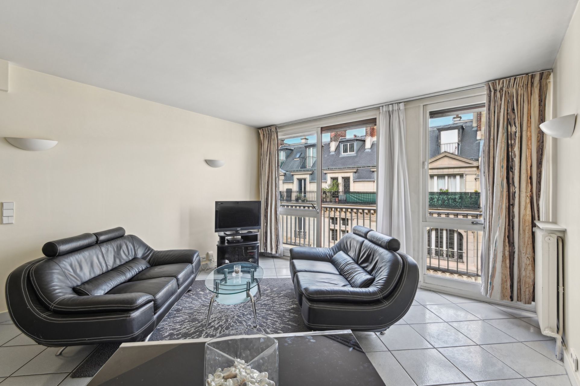 luxury apartment 3 Rooms for sale on PARIS (75016)