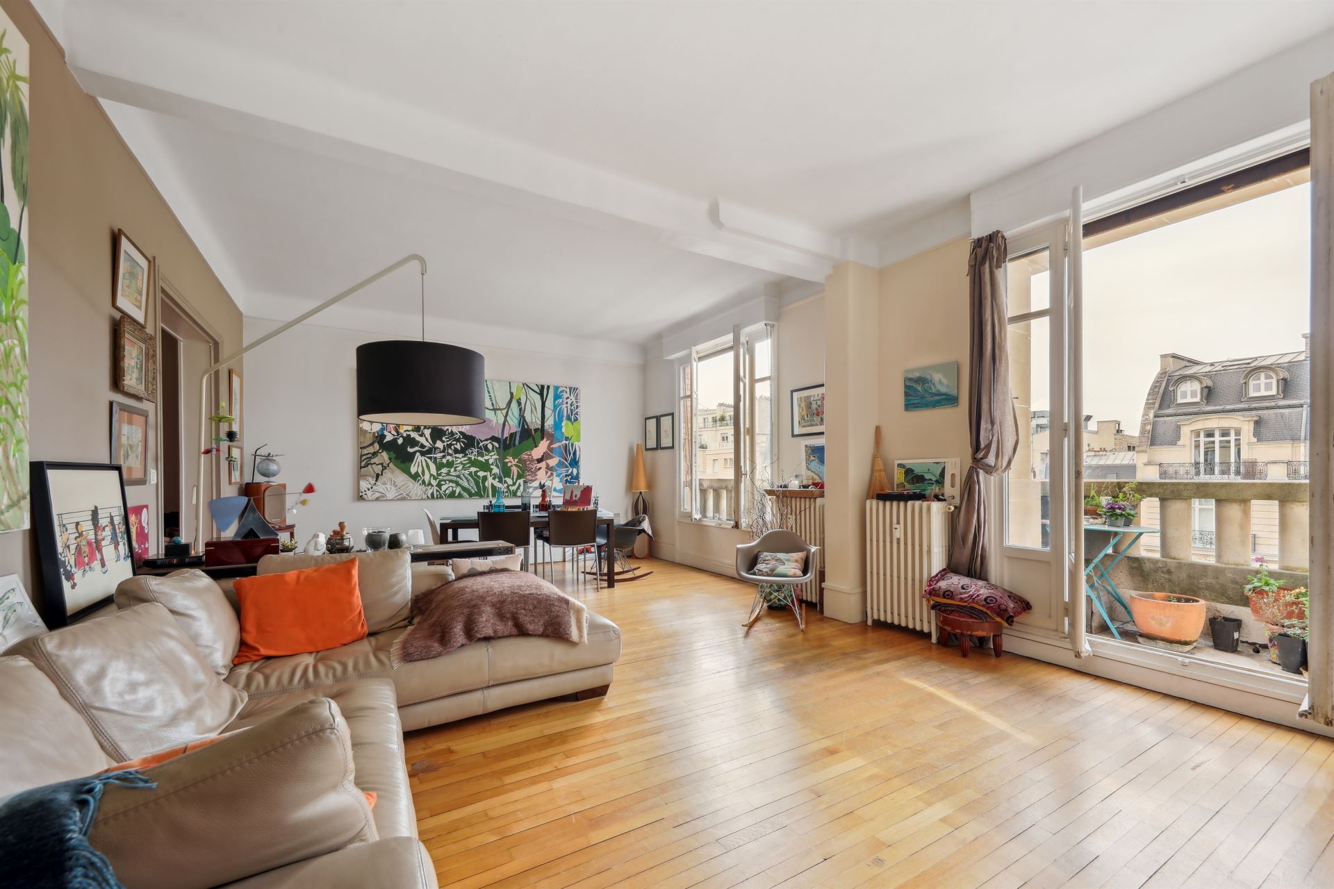 luxury apartment 3 Rooms for sale on PARIS (75008)