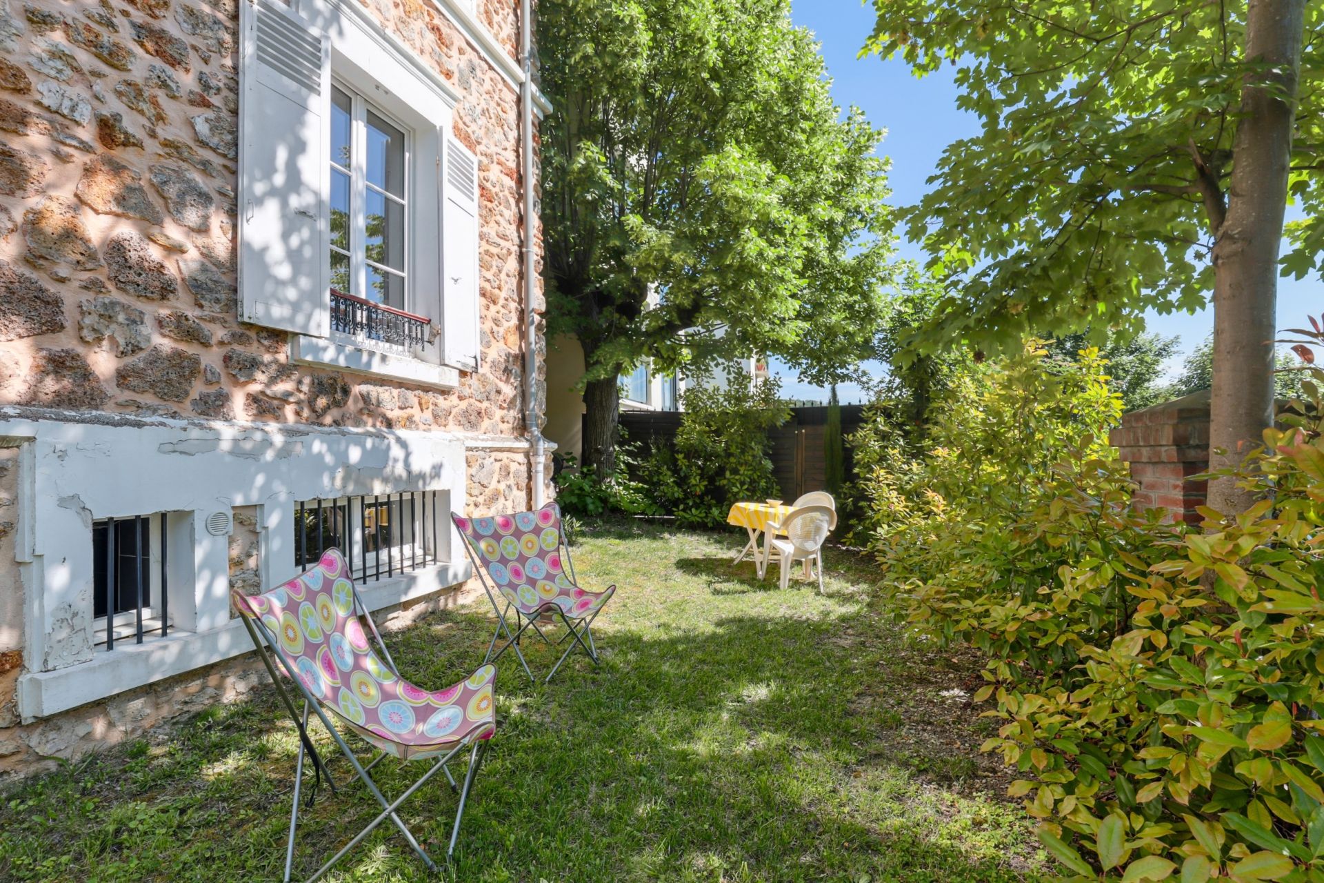 luxury house 8 Rooms for sale on SEVRES (92310)