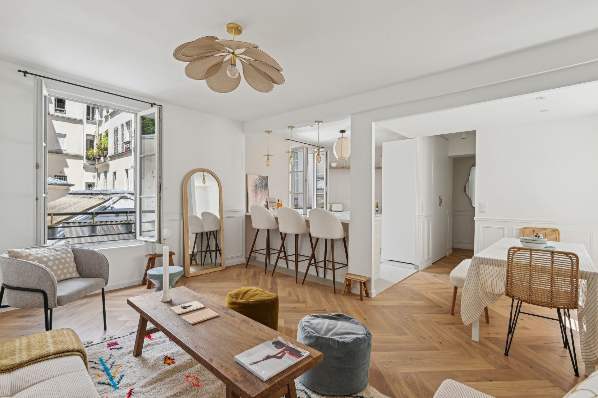 luxury apartment 2 Rooms for sale on PARIS (75003)