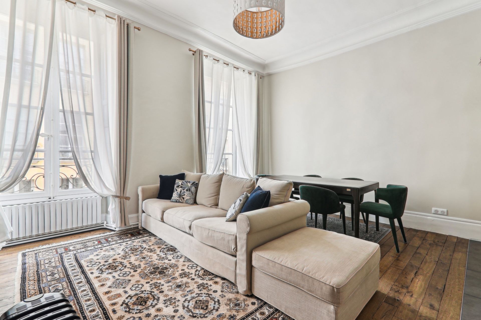 luxury apartment 2 Rooms for sale on VERSAILLES (78000)