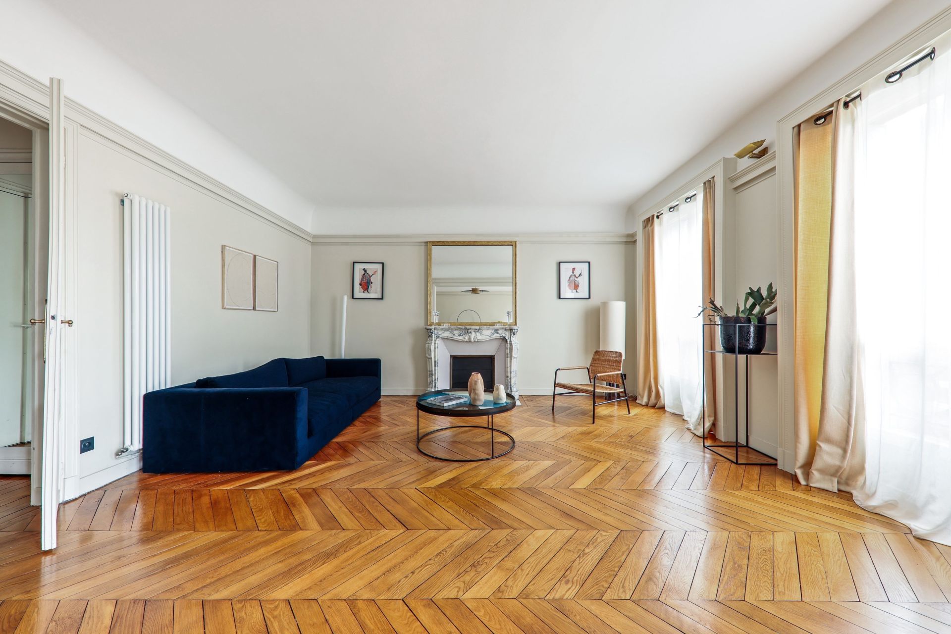 luxury apartment 5 Rooms for sale on PARIS (75003)