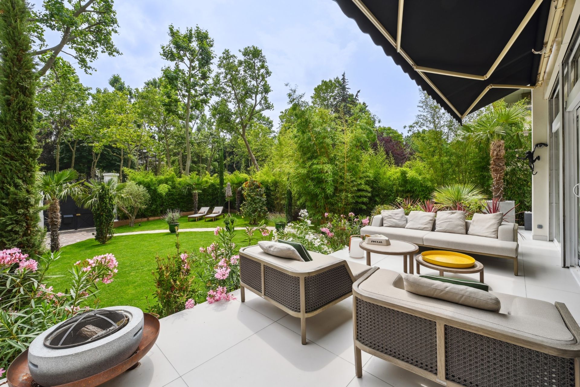 luxury house 10 Rooms for sale on NEUILLY SUR SEINE (92200)