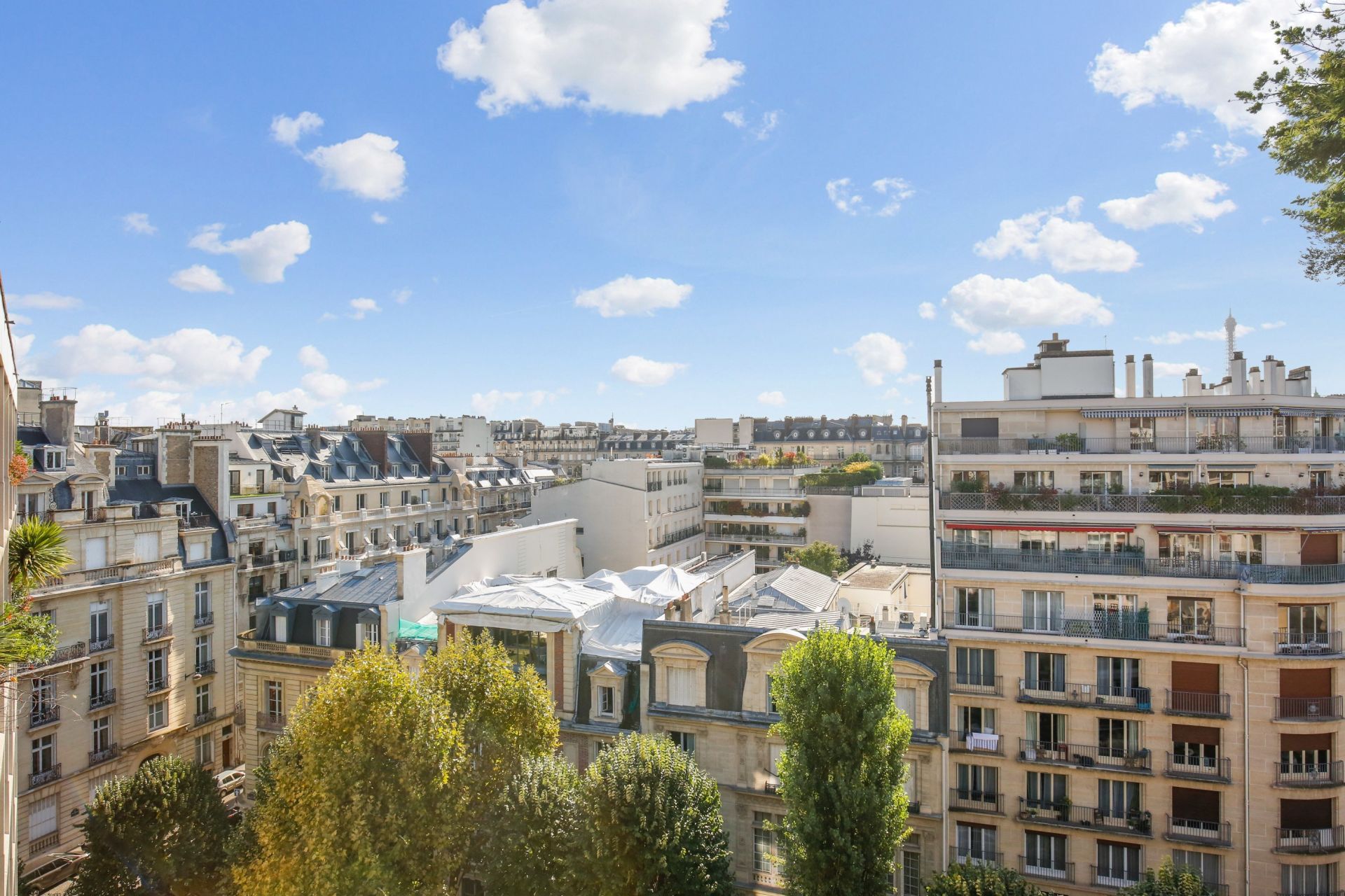 luxury apartment 2 Rooms for sale on PARIS (75016)