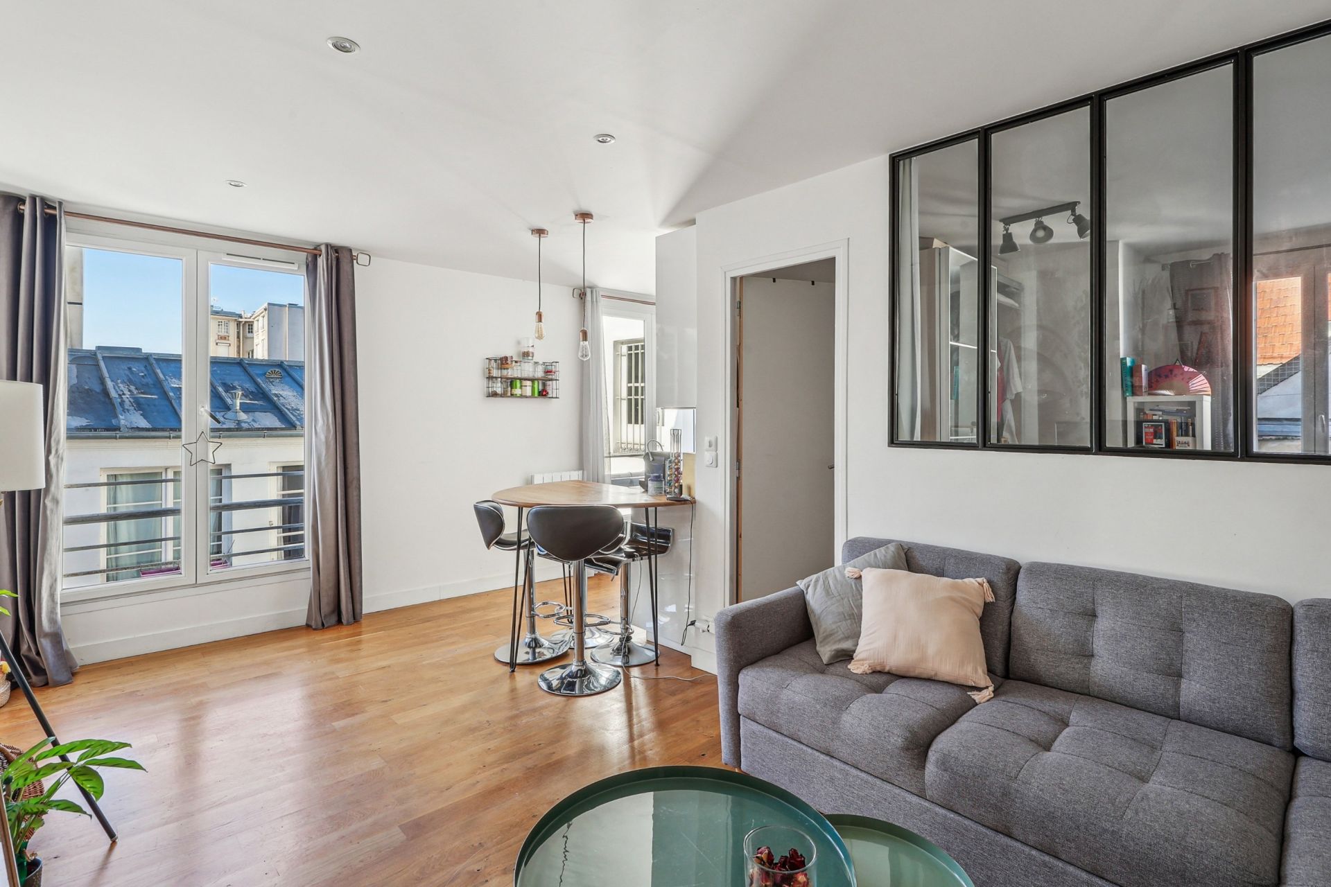 luxury apartment 2 Rooms for sale on PARIS (75003)