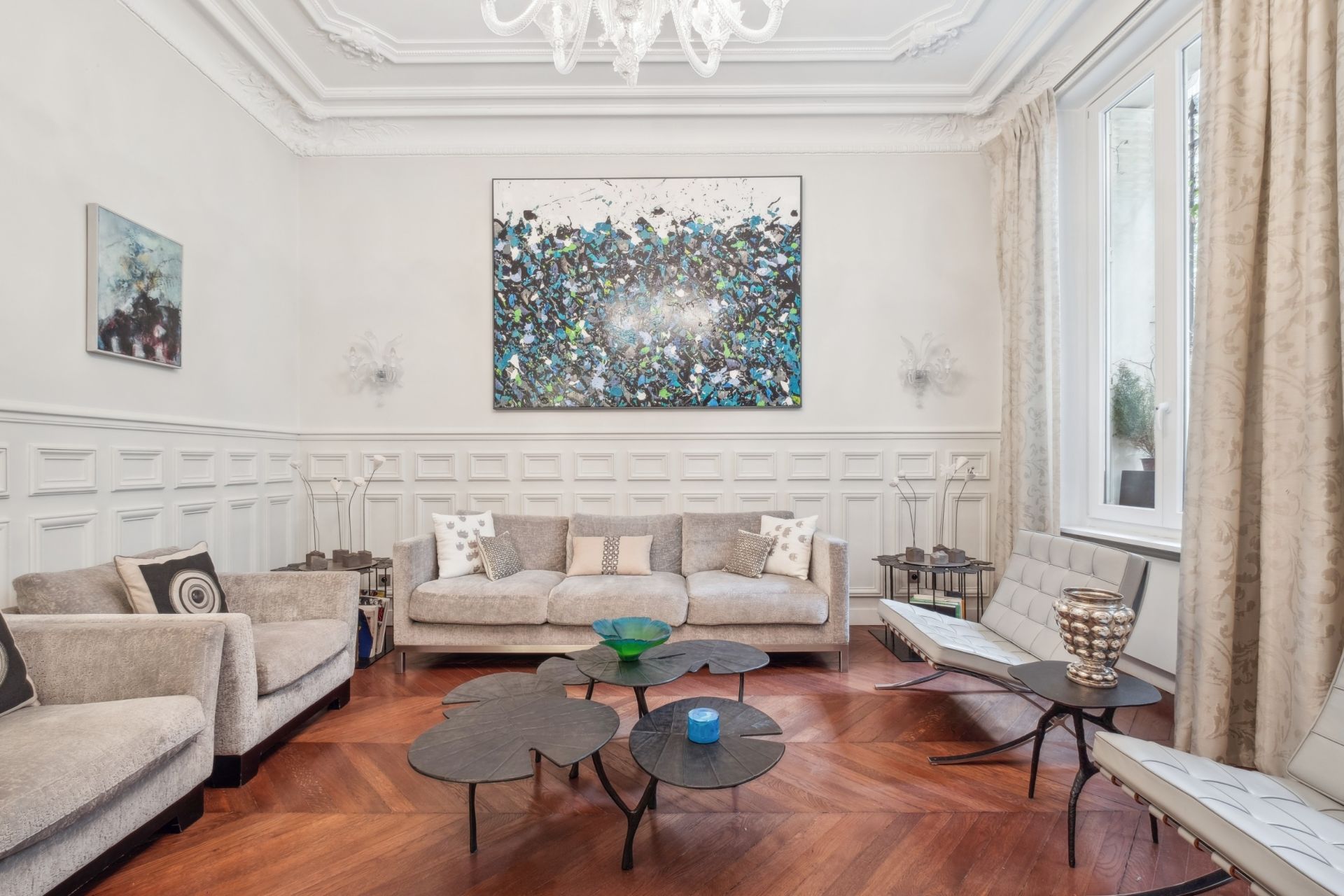 luxury house 8 Rooms for sale on PARIS (75006)