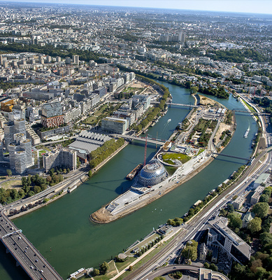 Luxury Real Estate in Paris  western suburbs: Hauts-de-Seine and Yvelines, gems of elegance